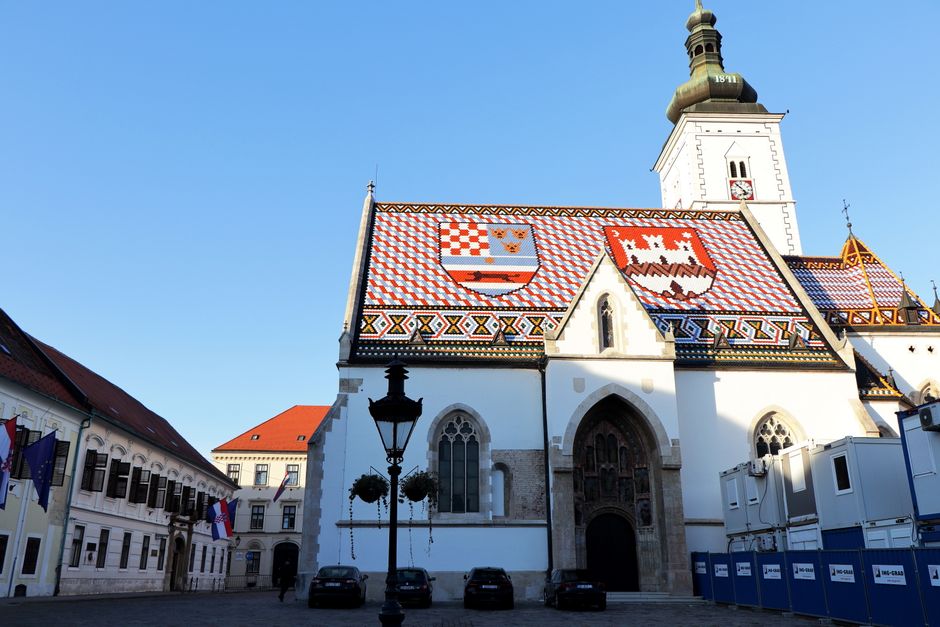 Crkva sv. Marka u Zagrebu, blizu sjedišta agencije u Donjem Gradu